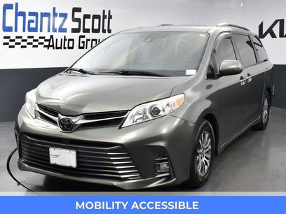 Used 2020 Toyota Sienna XLE w/ XLE Navigation Package