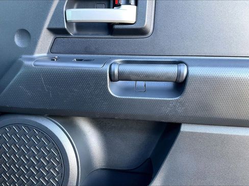 Used 2012 Toyota FJ Cruiser 4WD image 20