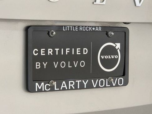 Certified 2025 Volvo XC90 B6 Plus image 9