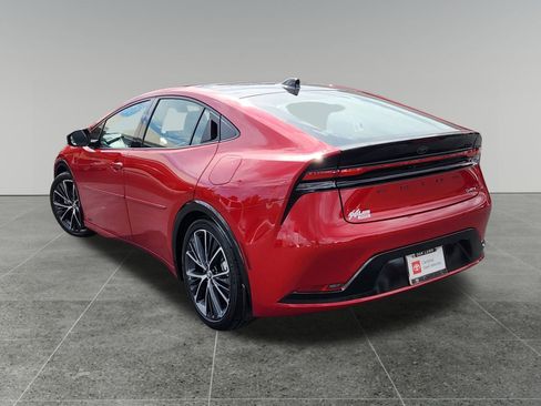 Used 2025 Toyota Prius Limited image 5