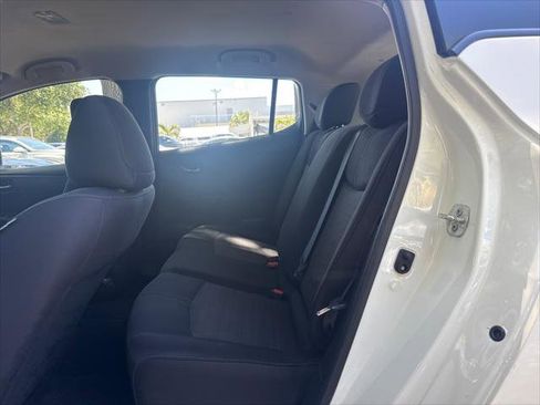 Used 2019 Nissan Leaf S FWD image 14