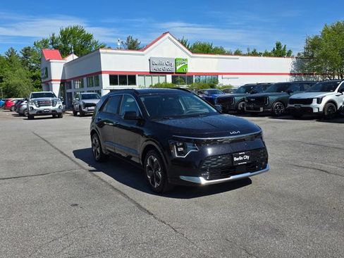 New 2026 Kia Niro Wave FWD image 32