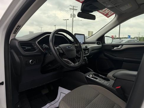Used 2021 Ford Escape SE w/ Convenience Package FWD image 10