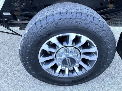 Used 2022 Ford F350 Lariat w/ Lariat Value Package AWD/4WD image 22