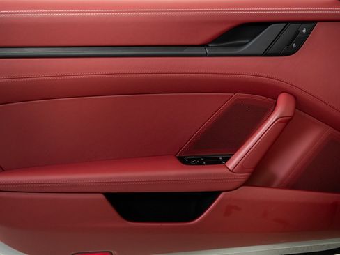 Used 2025 Porsche 911 Targa 4 GTS image 6