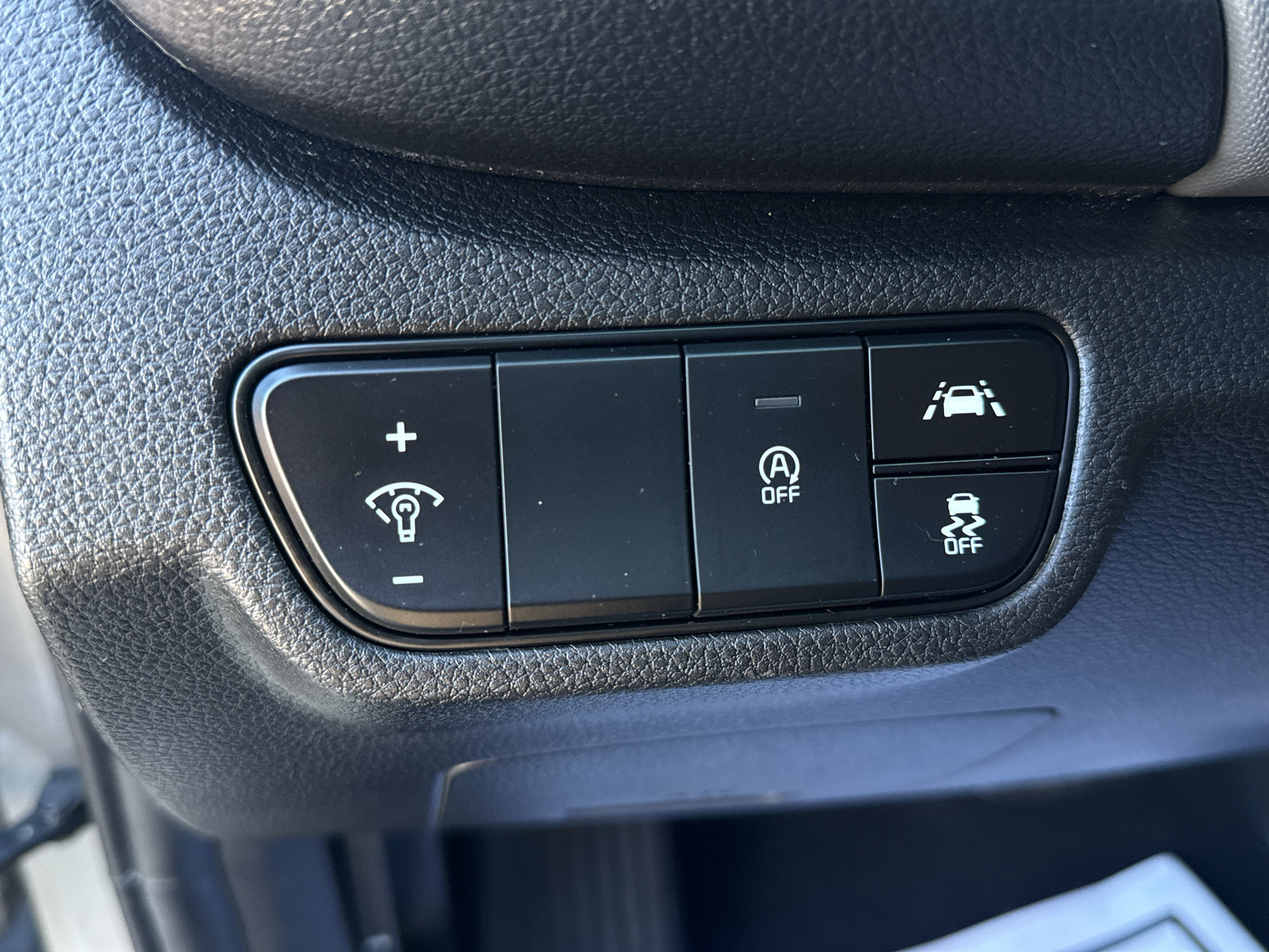 Used 2023 Kia Seltos LX AWD/4WD image 11