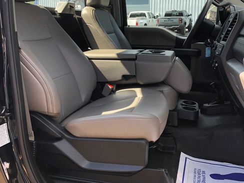 Used 2019 Ford F550 4x4 Regular Cab Super Duty image 11