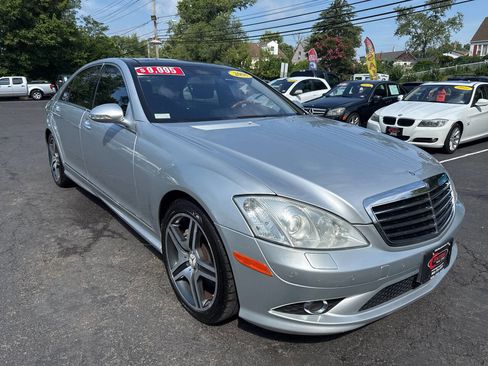 Used 2008 Mercedes-Benz S 550 4MATIC image 3