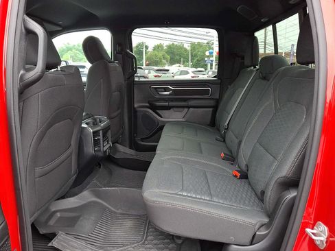 Used 2025 RAM 1500 Big Horn AWD/4WD image 10