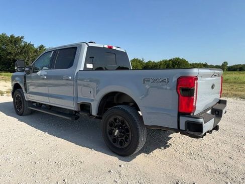 New 2026 Ford F250 Lariat w/ Black Appearance Package AWD/4WD image 6