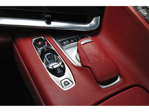 Used 2021 Chevrolet Corvette Stingray Premium Cpe w/ Z51 Performance Package image 22