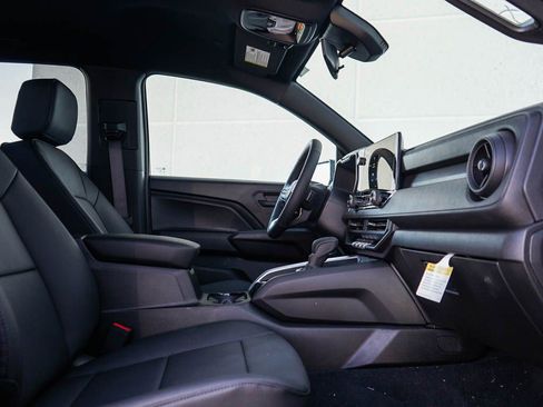 New 2026 Chevrolet Colorado Trail Boss AWD/4WD image 9