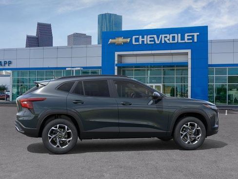 New 2026 Chevrolet Trax LT FWD image 29