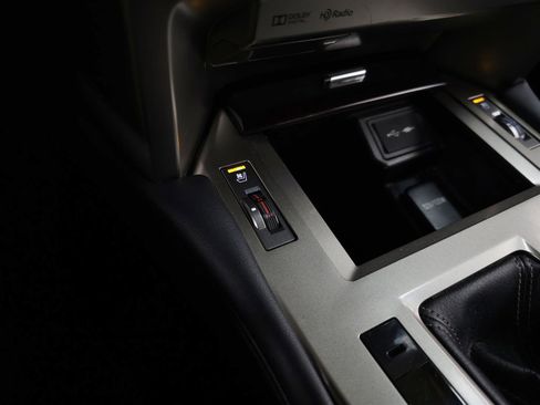 Used 2018 Lexus GX 460 Premium w/ Premium Package image 26