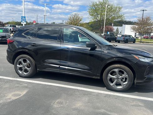 Used 2024 Ford Escape ST-Line w/ Tech Pack #1 AWD/4WD image 3