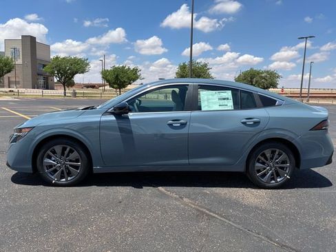 New 2026 Nissan Sentra SL w/ Floor Mat Package FWD image 3