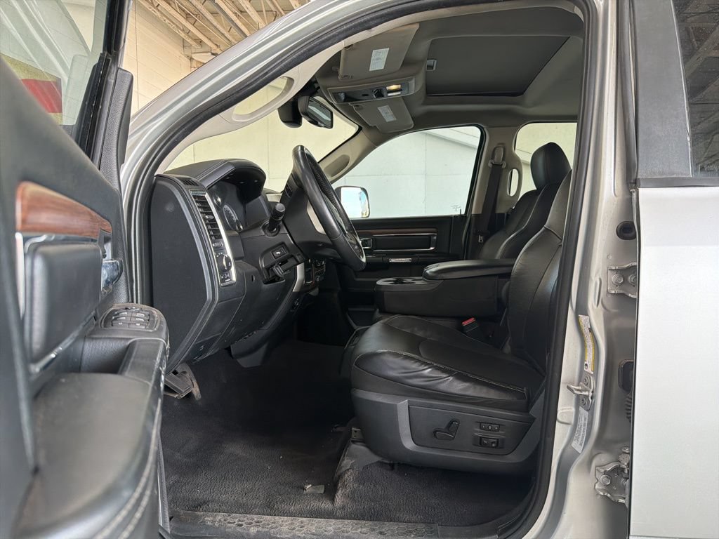 Used 2015 RAM 2500 Laramie w/ Convenience Group AWD/4WD image 19