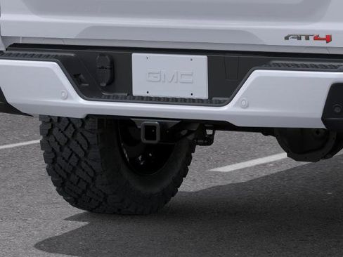 New 2026 GMC Canyon AT4 w/ Technology Plus Package AWD/4WD image 40