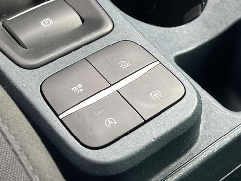 Used 2024 Ford Maverick XL image 34