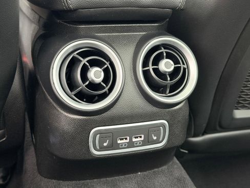 Used 2022 Alfa Romeo Giulia Veloce image 27