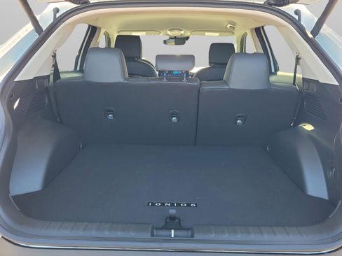 New 2026 Hyundai Ioniq 5 SEL image 7