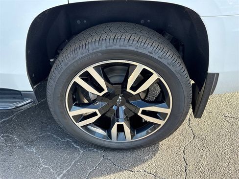 Used 2019 Chevrolet Tahoe Premier w/ RST 6.2L Performance Edition image 20