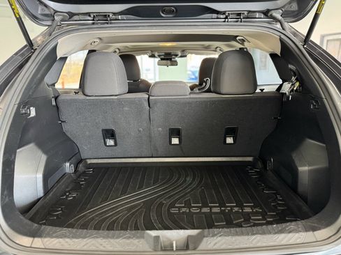 Used 2024 Subaru Crosstrek 2.0i Premium image 32