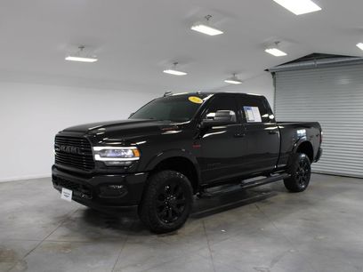 Used 2019 RAM 2500 Laramie w/ Black Appearance Package