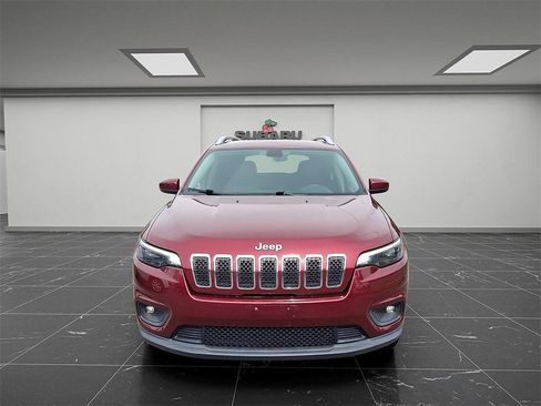 Used 2019 Jeep Cherokee Latitude Plus image 3