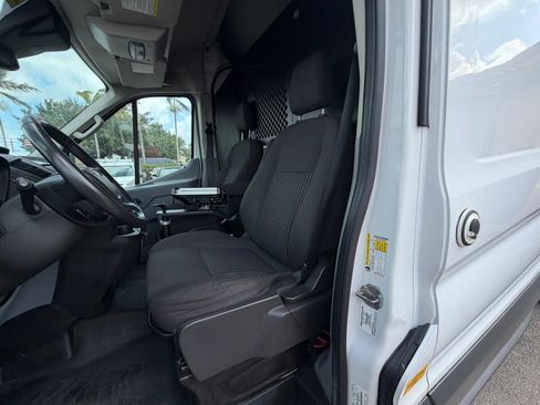 Used 2015 Ford Transit 150 148 Medium Roof RWD image 19