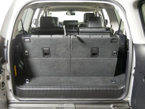 Used 2015 Lexus GX 460 image 18