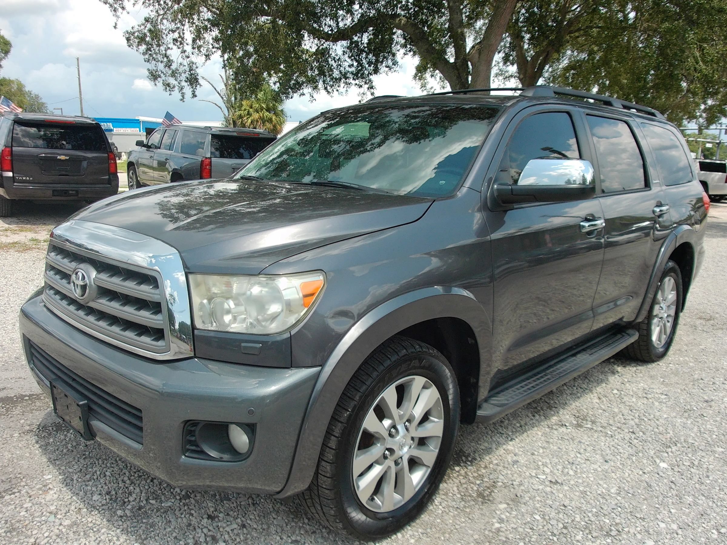 Used 2014 Toyota Sequoia Limited RWD image 1