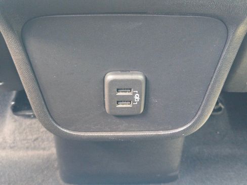 Used 2024 Chevrolet Equinox LT FWD image 19