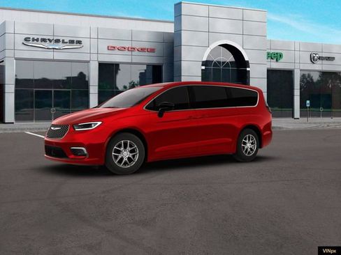 New 2026 Chrysler Pacifica Select image 2