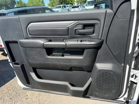 New 2026 RAM 5500 Tradesman AWD/4WD image 15