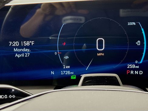 Used 2025 Cadillac Optiq Sport 1 AWD/4WD image 14