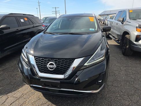 Used 2024 Nissan Murano SL AWD/4WD image 2