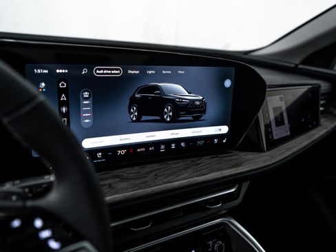 New 2026 Audi Q5 Prestige AWD/4WD image 12