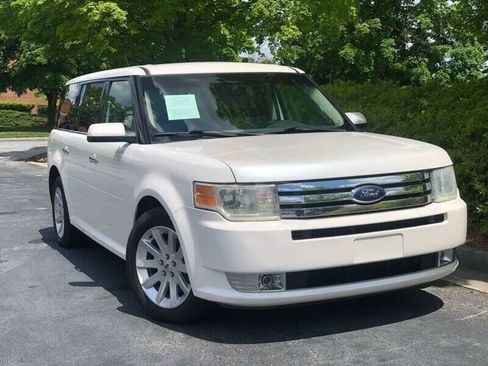 Used 2010 Ford Flex SEL AWD/4WD image 3