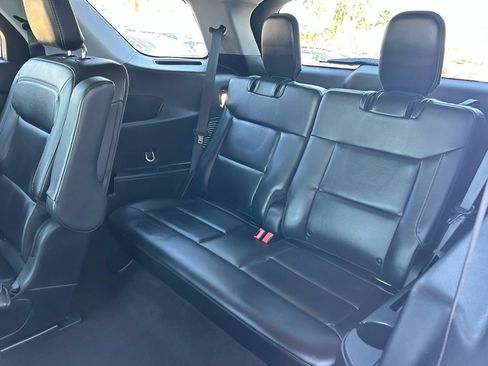 Used 2024 Ford Explorer XLT w/ Equipment Group 202A image 17
