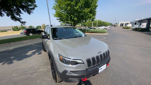 Used 2022 Jeep Cherokee Trailhawk w/ Sound & Nav Group AWD/4WD image 3