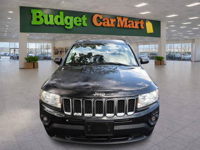 Used 2011 Jeep Compass Sport FWD image 2