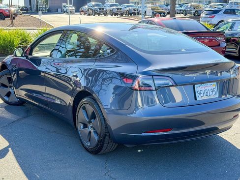 Used 2023 Tesla Model 3 Standard Range image 7