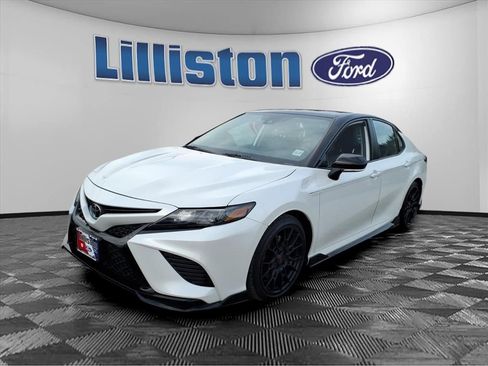 Used 2023 Toyota Camry XSE image 7