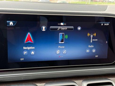 Used 2025 Mercedes-Benz GLS 450 4MATIC image 26