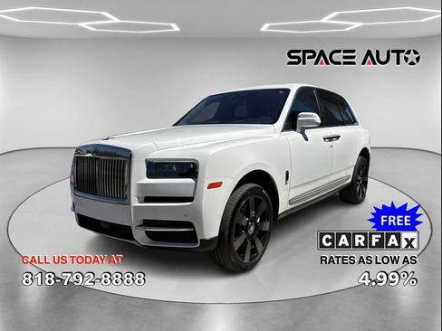 Used 2019 Rolls-Royce Cullinan image 1