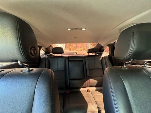 Used 2019 Chevrolet Impala LT image 23