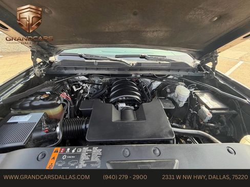 Used 2018 Chevrolet Silverado 1500 LT w/ Texas Edition image 17