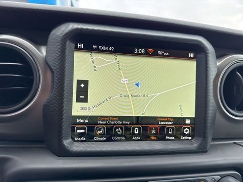 Used 2022 Jeep Gladiator Sport image 16