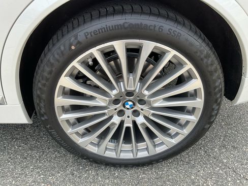 Used 2024 BMW X7 xDrive40i AWD/4WD image 22